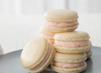 March: Vanilla Bean Macarons with Strawberry Buttercream