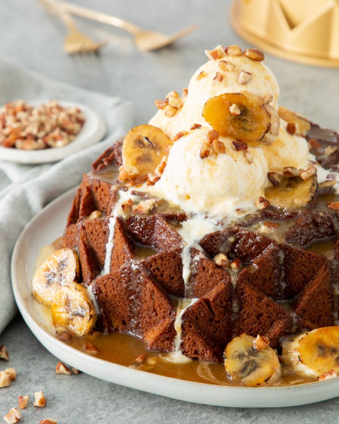 bananas foster bundt cake