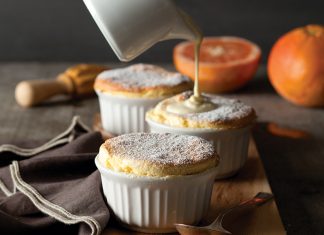 Grapefruit Soufflés with Grapefruit Crème Anglaise Grapefruit Soufflés with Grapefruit Crème Anglaise