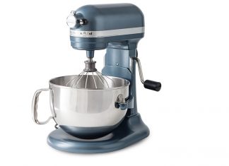 10 Must-Have Baking Essentials 10 Must-Have Baking Essentials Kitchen Aid Stand Mixer