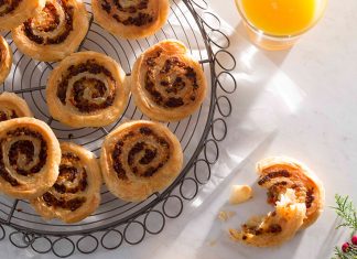 Puff Pastry and Sausage Pinwheels While the Puff Pastry and Sausage Pinwheels look remarkable, it only requires a simple sequence of roll, freeze, slice and bake.