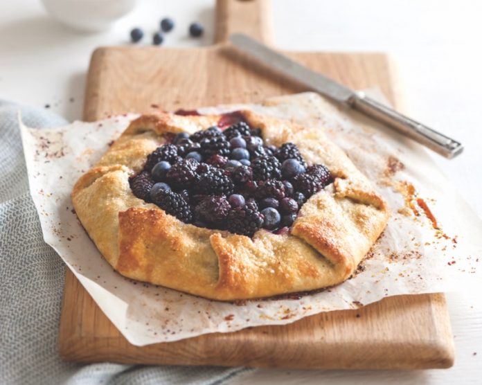 Black and Blue Crostata