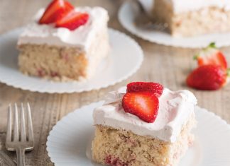 Strawberry Sheet Cake Strawberry Sheet Cake