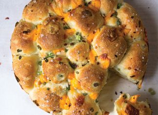 Cheesy Scallion Pull-Apart Rolls Cheesy Scallion Pull Apart Rolls