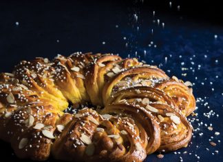 Swedish Saffranskrans Swedish Saffranskrans