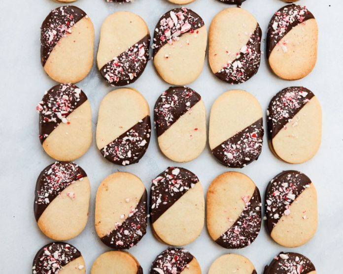Mint Chocolate Biscuit Sandwich Cookies