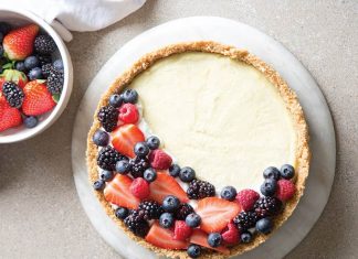 Berries and Cream Pie