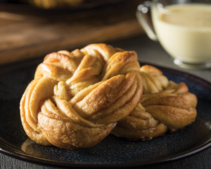 Eggnog Babka Knots