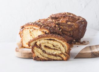 Praline Pecan Babka