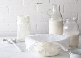 A Guide to Homemade Crème Fraîche A Guide to Homemade Crème Fraîche