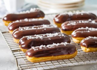 Chocolate Éclairs