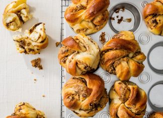 Peanut Butter-Chocolate Babkas peanut butter chocolate babkas