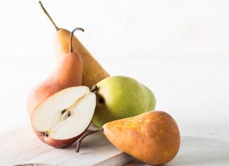 Perfect ‘Pear’ings: The Secrets To Choosing the Right Pear for Baking