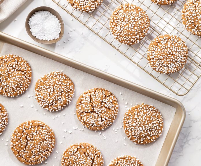 Pearl Sugar Ginger Cookies