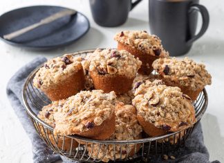 Hazelnut-Banana Sour Cream Muffins Hazelnut-Banana Sour Cream Muffins