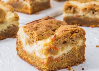 Carrot Cake Cheesecake Bars