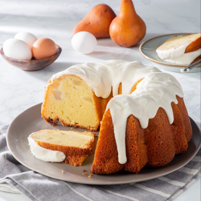 Pear-Crème Fraîche Pound Cake