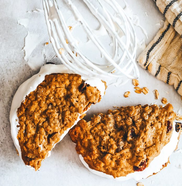 Oatmeal Raisin Marshmallow Creme Pie
