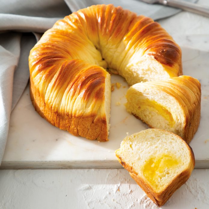 sweet custard wool bread