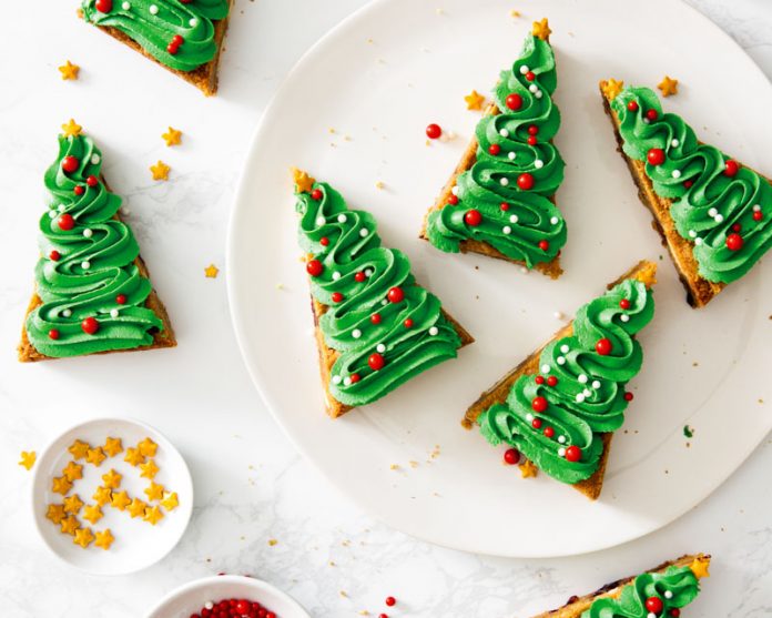 spiced cranberry white chocolate blondies