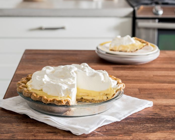 Hummingbird Pie with Pecan Crust