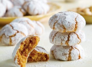 Soft Amaretti Cookies Soft Amaretti Cookies