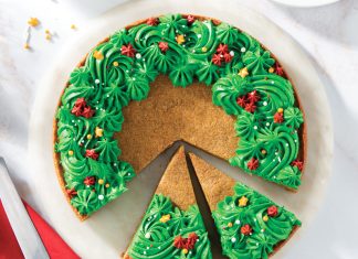 Spiced Cookie Wreath Cake Spiced Cookie Wreath Cake