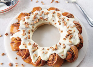 Gingerbread Pecan Wreath Gingerbread Pecan Wreath