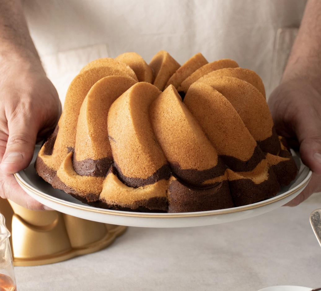 Pirouette Bundt Cake