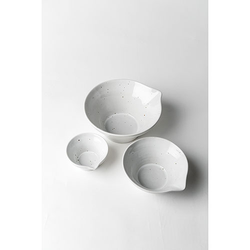 Nesting-Bowls-5834 - Bake from Scratch Nesting Bowl Set