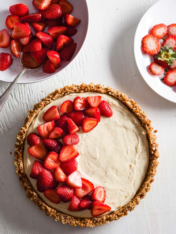 Mascarpone Pretzel Strawberry Tart