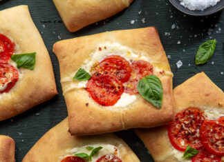 Summer Tomato-and-Cheese Tarts Summer Tomato-and-Cheese Tarts