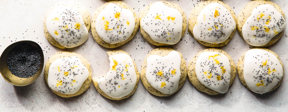 Lemon-Poppy Seed-Ricotta Cookies