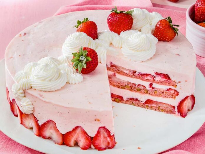Strawberry Icebox Cake