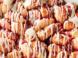 Roasted Strawberry Bubble Bread Roasted Strawberry Bubble Bread