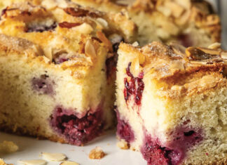 Blackberry-Almond Snack Cake Blackberry-Almond Snack Cake